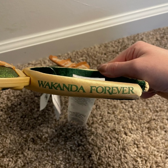 MARVEL Black Panther “Wakanda Forever” Disney Ears - Picture 3 of 6